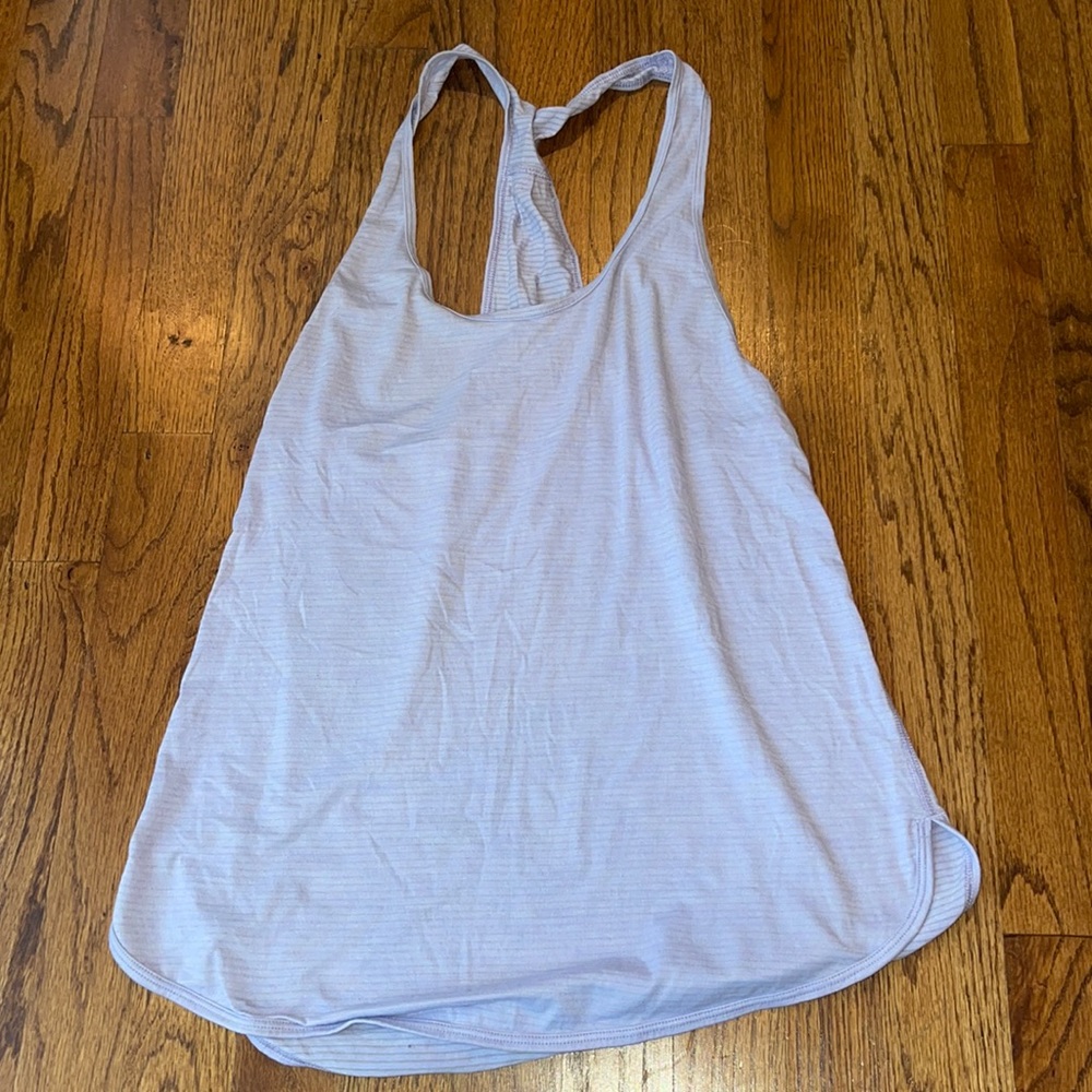Lululemon lavender tank top size 4 (small)
